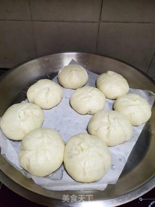梅菜干卤肉包子的做法步骤:7