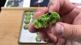 抹茶蔓越莓小酥饼,简单零失误的配方,你会爱上的小点心。的做法步骤:11