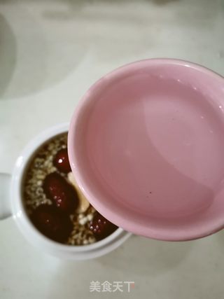 红枣薏米汤的做法步骤:9