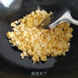 韭菜鸡蛋虾皮盒子的做法步骤:3