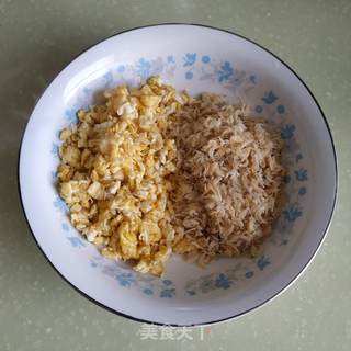 韭菜鸡蛋虾皮盒子的做法步骤:5