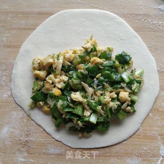 韭菜鸡蛋虾皮盒子的做法步骤:11