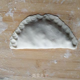 韭菜鸡蛋虾皮盒子的做法步骤:12