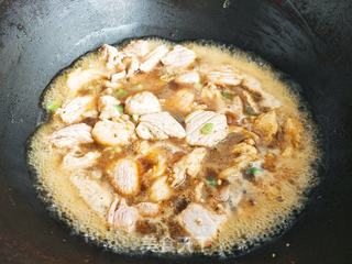 东北酸菜炖肉的做法步骤:6