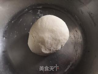 手擀面的做法步骤:4