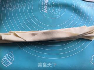 手擀面的做法步骤:8