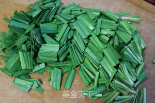 春韭菜炒鸡蛋的做法步骤:3