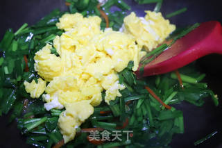 春韭菜炒鸡蛋的做法步骤:10