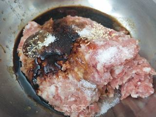 酸菜肉馅包子的做法步骤:7