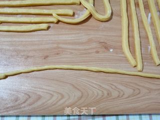 香酥小麻花的做法步骤:6