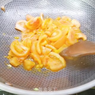西红柿?炒鸡蛋的做法步骤:9