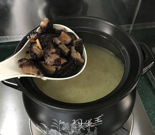 小米海参粥的做法步骤:9