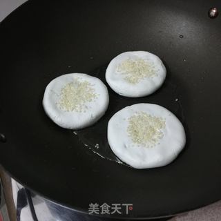 芝麻紫薯煎饼的做法步骤：9