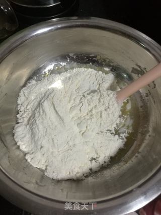 香酥麻花的做法步骤:3