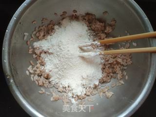 大米锅巴的做法步骤：2