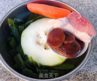 #快手汤#海带冬瓜香菇鲜肉汤的做法步骤：2