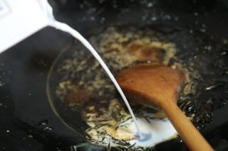 焦糖奶茶￼的做法步骤：6