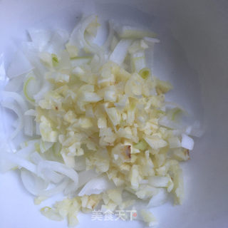 糖醋茄块的做法步骤：2