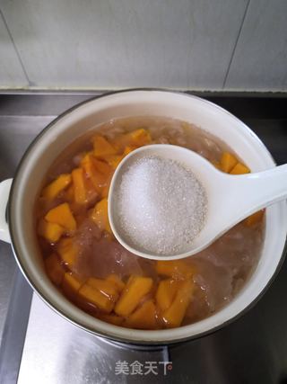 木瓜银耳汤的做法步骤:8