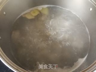 松茸玉米排骨汤的做法步骤：8
