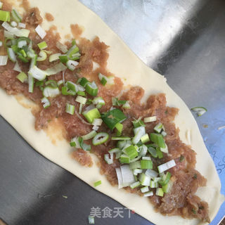 香煎鲜肉饼的做法步骤：10