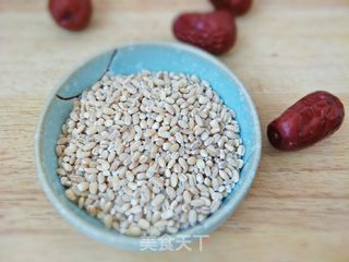 大麦南瓜粥的做法步骤:2