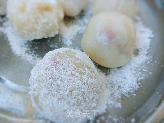 草莓糯米糍的做法步骤:10