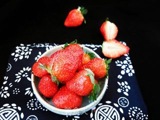 草莓糯米糍的做法步骤:2