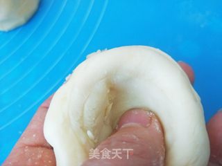 香掉渣糖油酥饼的做法步骤：21