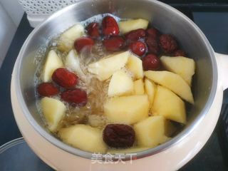红枣雪梨苹果汤的做法步骤:7