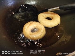 完美的甜甜圈的做法步骤:9