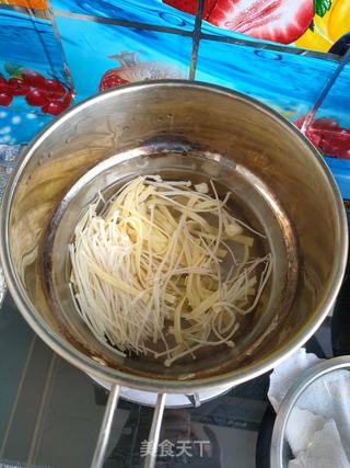 豆皮黄瓜酸辣汤的做法步骤:5