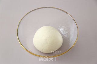 蜜汁叉烧包的做法步骤:2