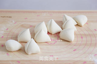 蜜汁叉烧包的做法步骤:9
