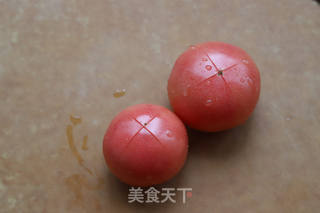 经典西红柿炒鸡蛋的做法步骤：1