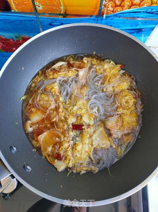 五花肉酸菜炖粉条的做法步骤:11