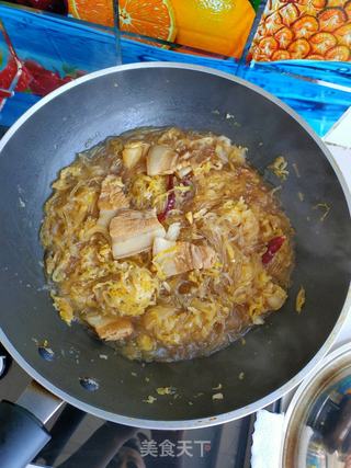 五花肉酸菜炖粉条的做法步骤:13
