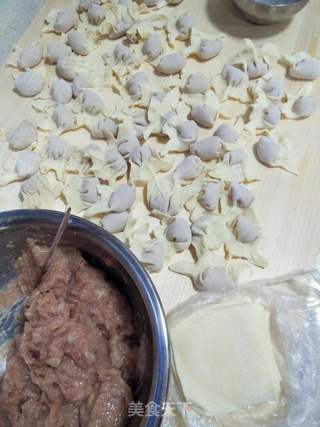 瑶柱猪肉馄饨的做法步骤:3
