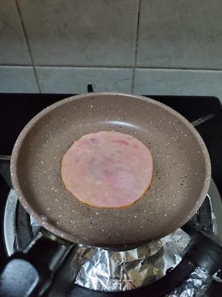 吐司煎蛋芦笋沙拉的做法步骤:4