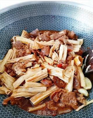 腐竹烧牛腩的做法步骤:14