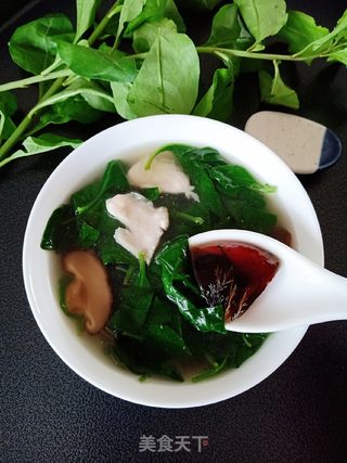 枸杞叶皮蛋瘦肉汤的做法步骤:7