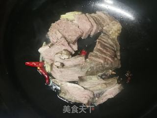 芹菜洋葱炒羊腿肉的做法步骤：5