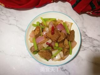 芹菜洋葱炒羊腿肉的做法步骤:11