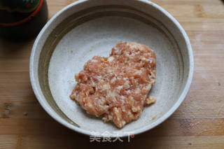 玫瑰花煎饺的做法步骤:2