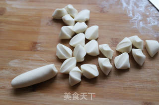 玫瑰花煎饺的做法步骤:5