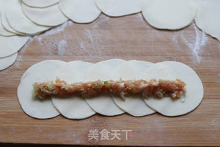 玫瑰花煎饺的做法步骤:7