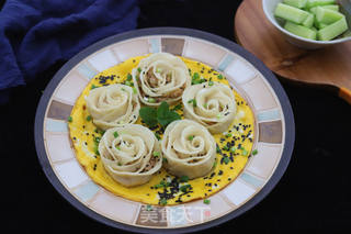 玫瑰花煎饺的做法步骤:11