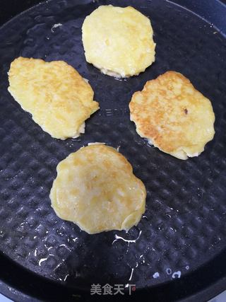 苹果鸡蛋饼的做法步骤:10