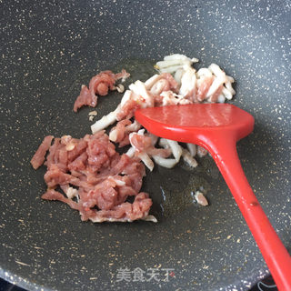 肉丝炒榨菜的做法步骤：9