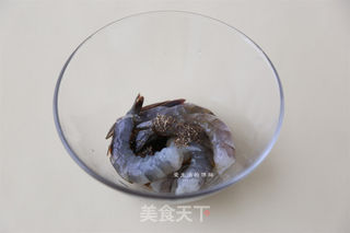 黄金芝士虾球的做法步骤:3